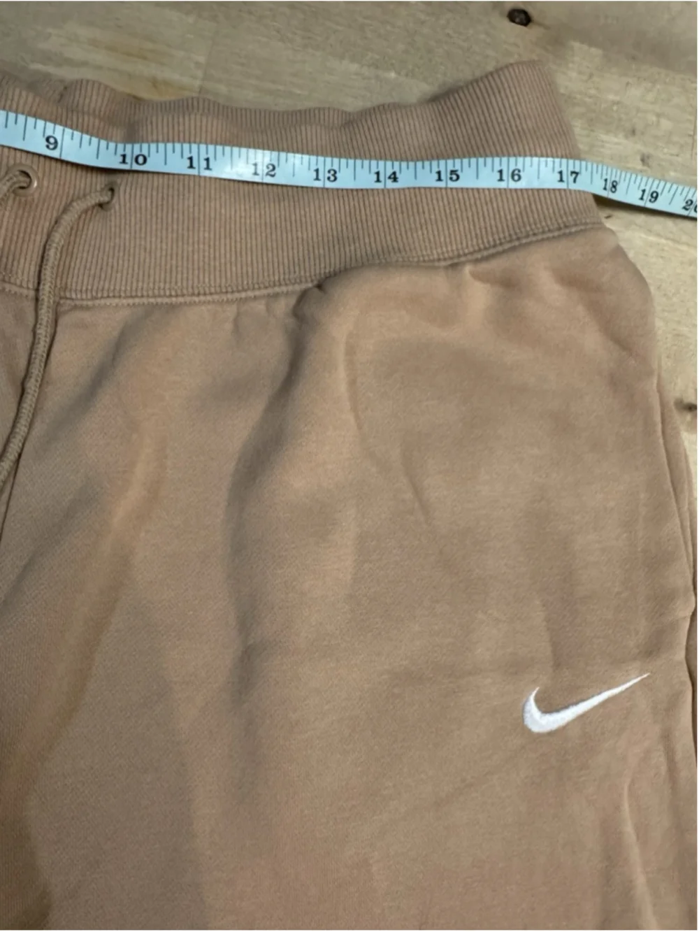 Nike Fleece High-Waisted Joggers Womens Sz XL Tan Ankle Sweatpant